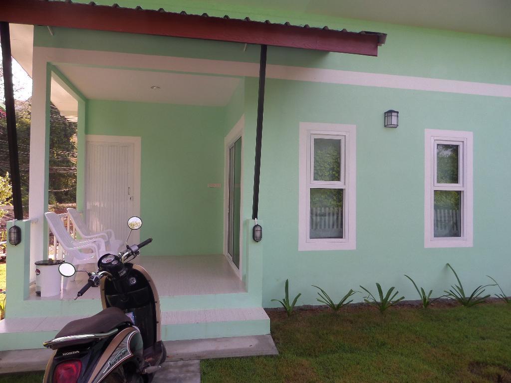 Lanta Triple Novel Hotel Koh Lanta Exterior photo