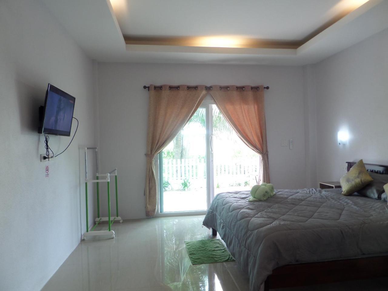 Lanta Triple Novel Hotel Koh Lanta Exterior photo