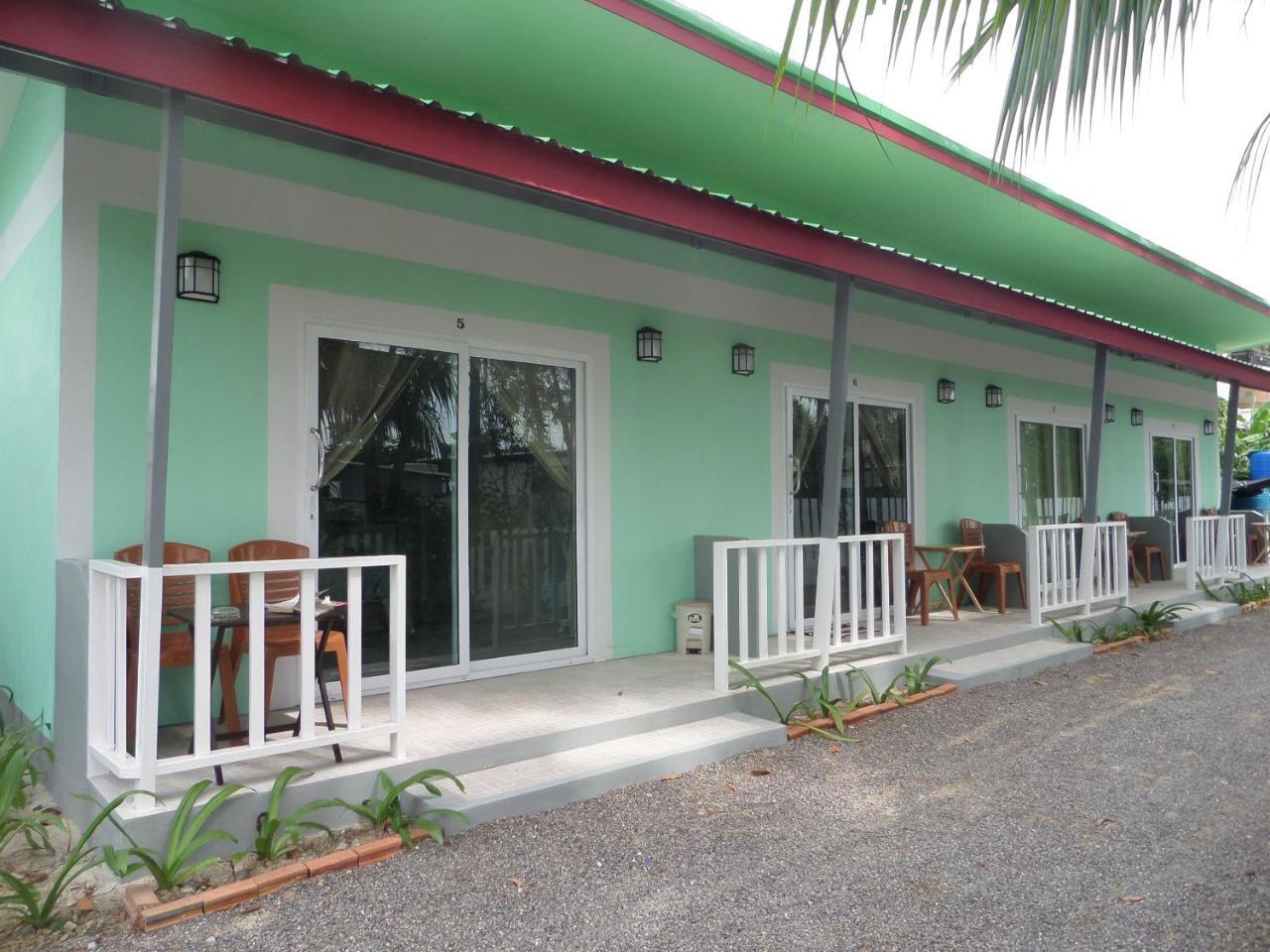 Lanta Triple Novel Hotel Koh Lanta Exterior photo